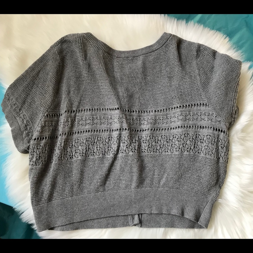 Sold Gray cropped Cardigan - Picture 5 of 5
